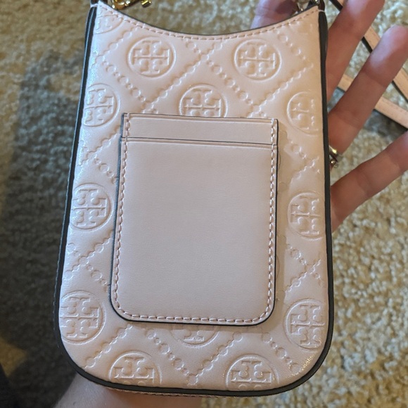 Tory Burch Light Pink Crossbody phone bag - Picture 3 of 6